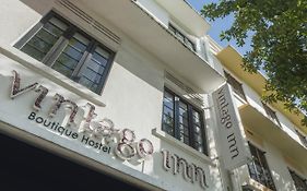 Check-Inn At Little India